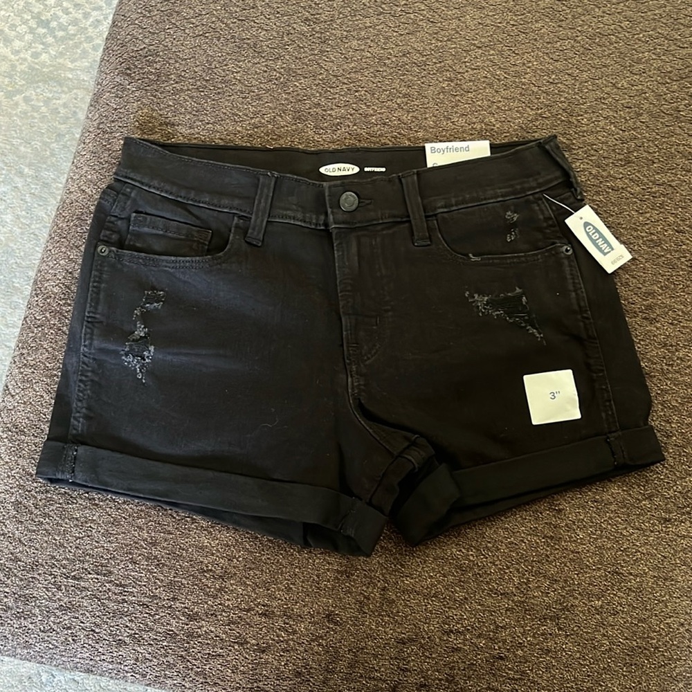 NWT size 6 shorts from old navy.